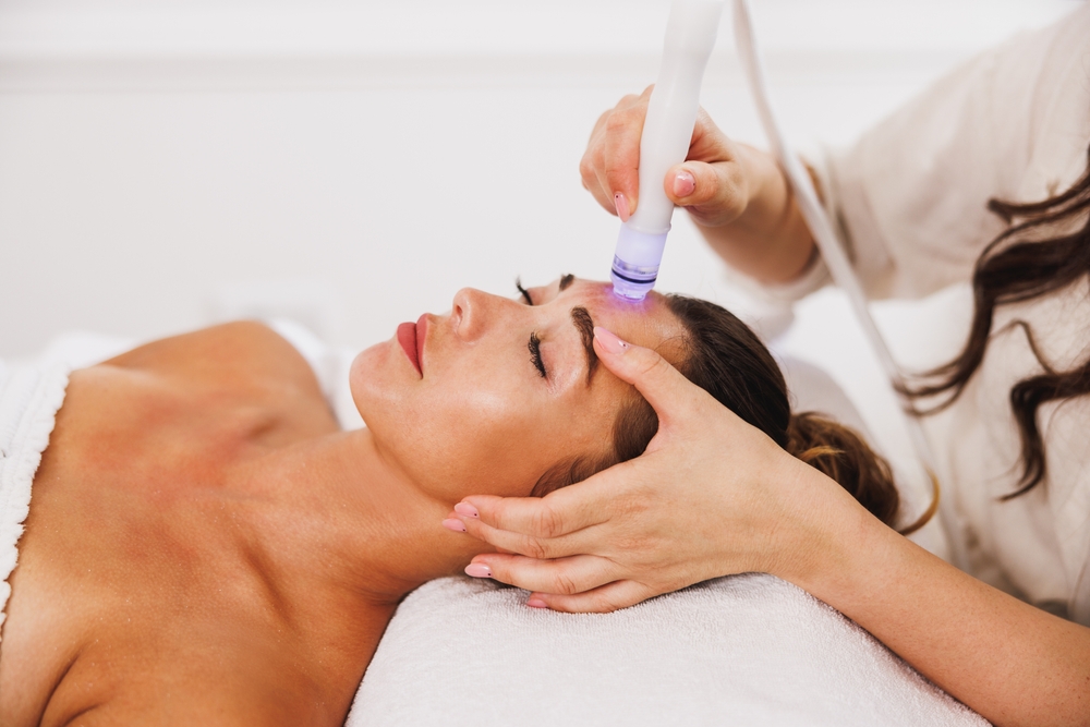 Hydrafacial, Diamond Glow